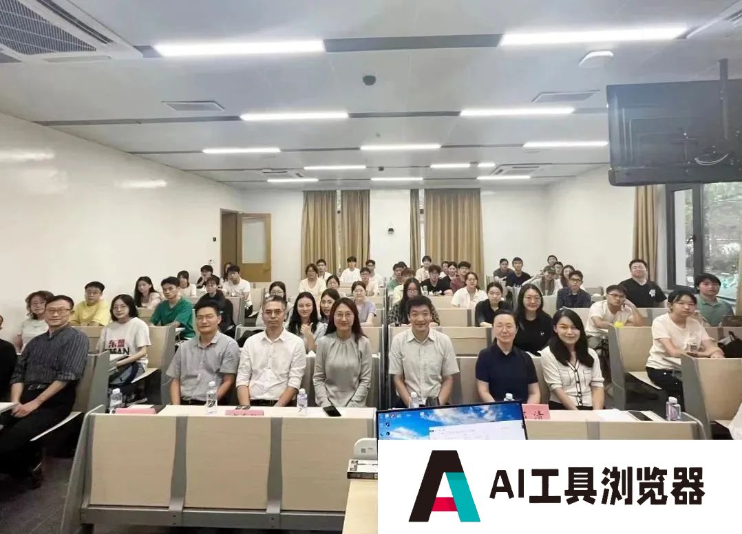构建“人工智能+语言”微专业，这一高校打造复合型创新人才的新范式