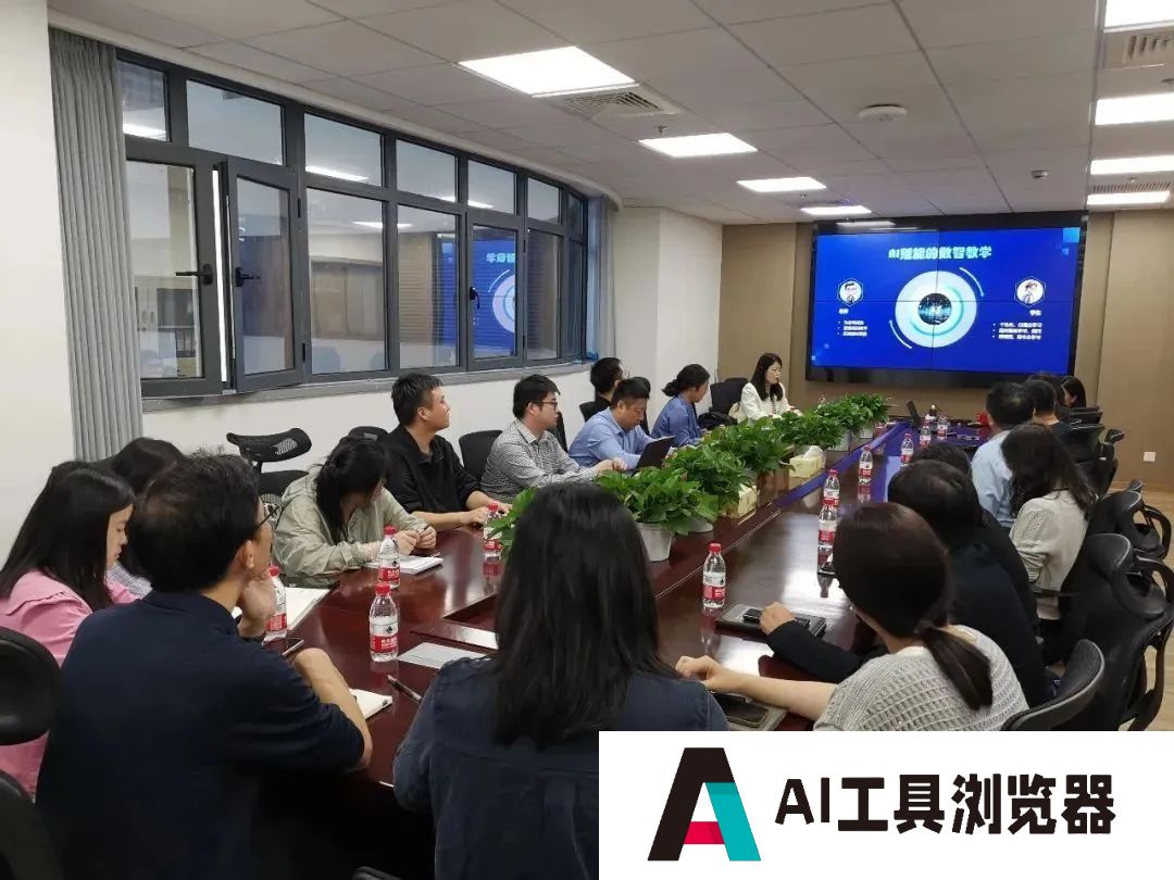 构建“人工智能+语言”微专业，这一高校打造复合型创新人才的新范式