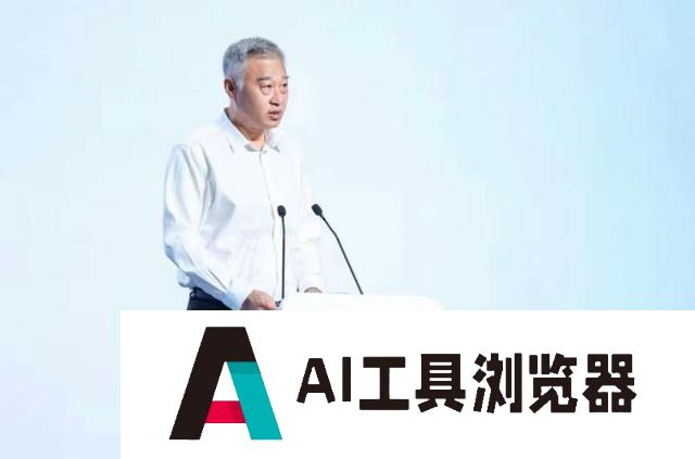 我国已经完成备案并上线、能提供服务的生成式人工智能服务大模型超180个